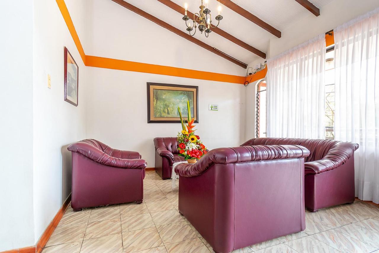 Hotel Puerta Del Sol Popayan Esterno foto